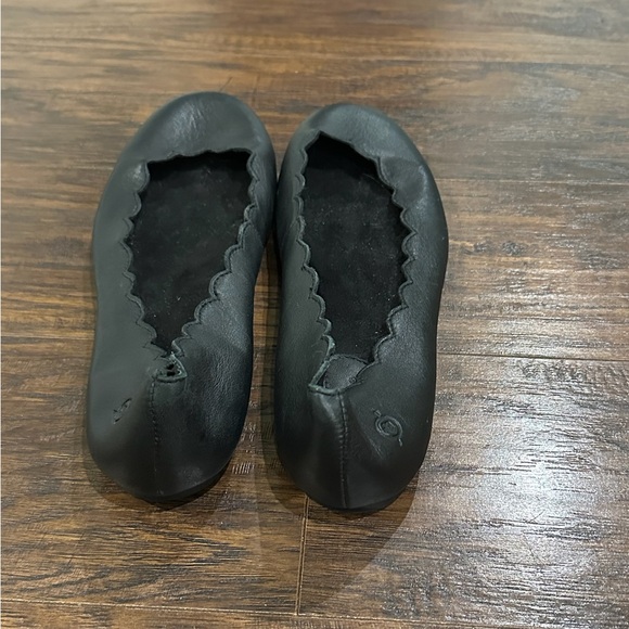 Born Women's Black Flat Shoes Size 8 1/2 M - Picture 7 of 16